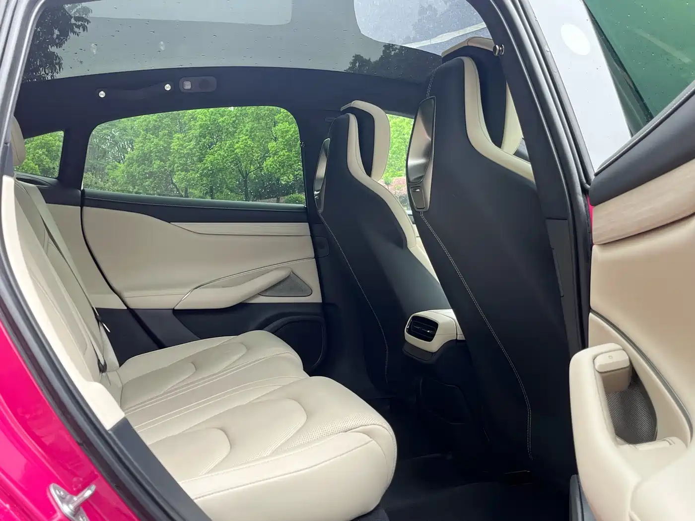 Xiaomi Auto Xiaomi SU7 2024 AWD Extended Range Advanced Smart Driving Max Edition фото 10