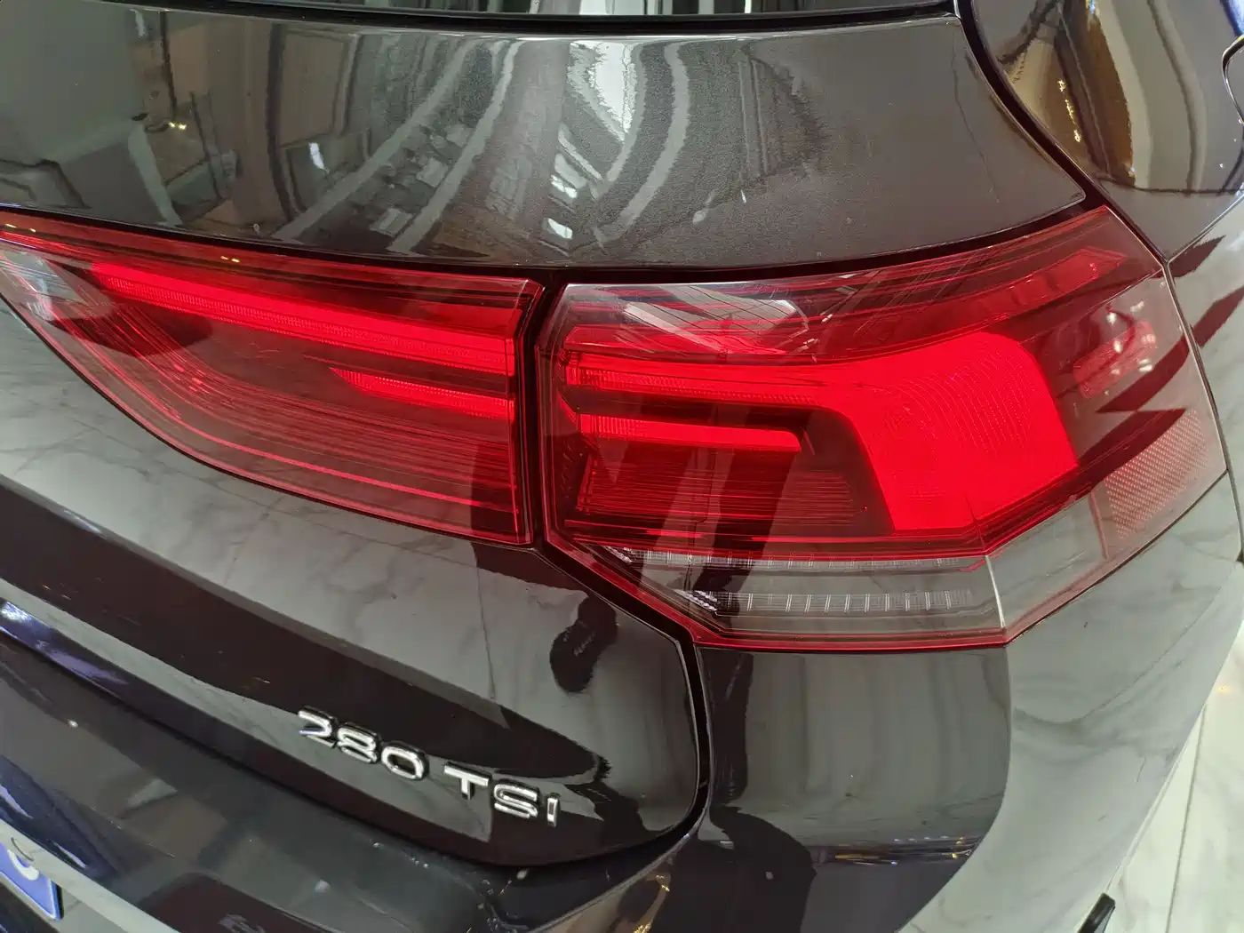 Volkswagen Golf 2023 Facelift 280TSI DSG Pro фото 17