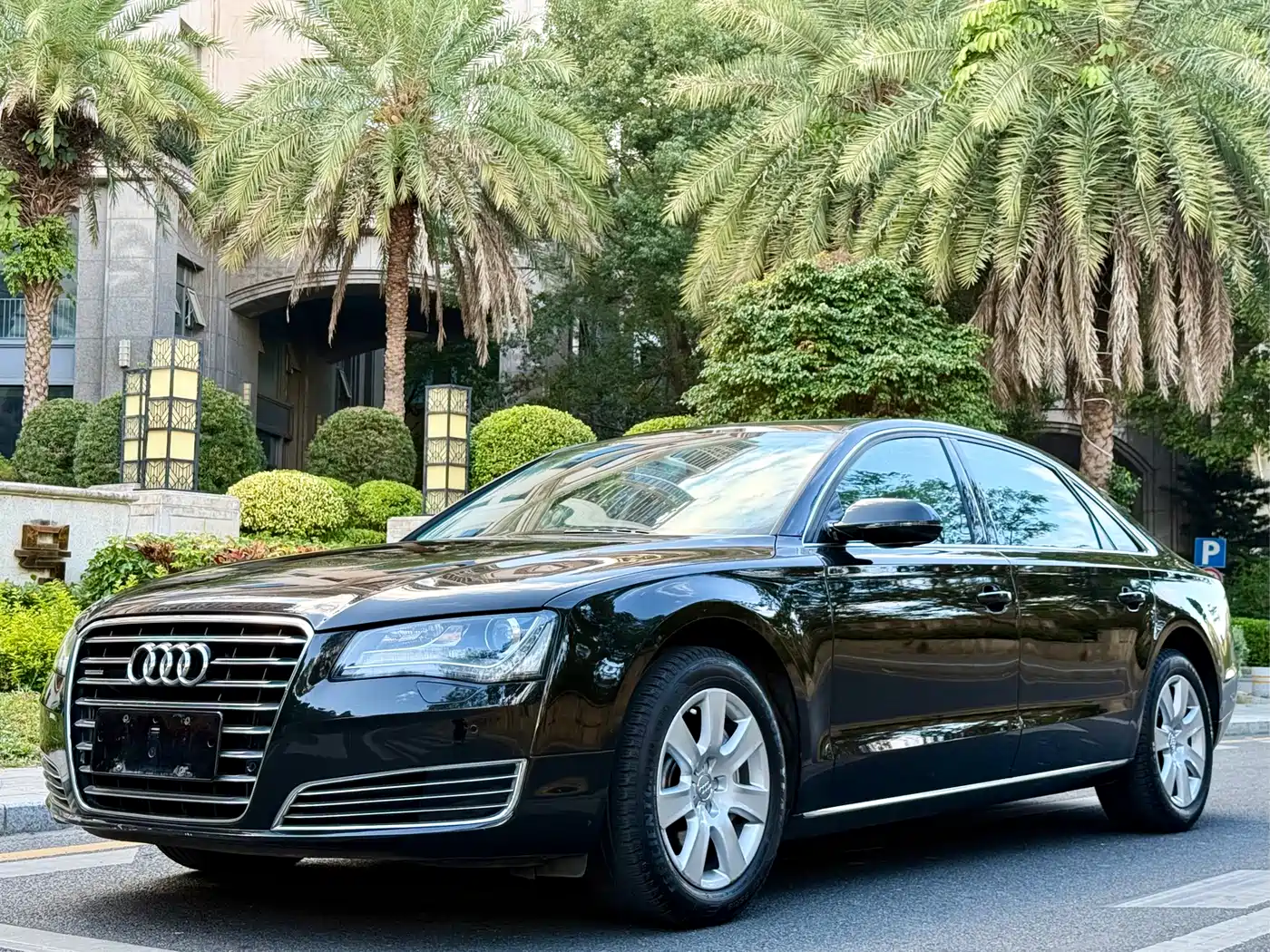 Audi A8 2013 A8L 45 TFSI quattro Comfort