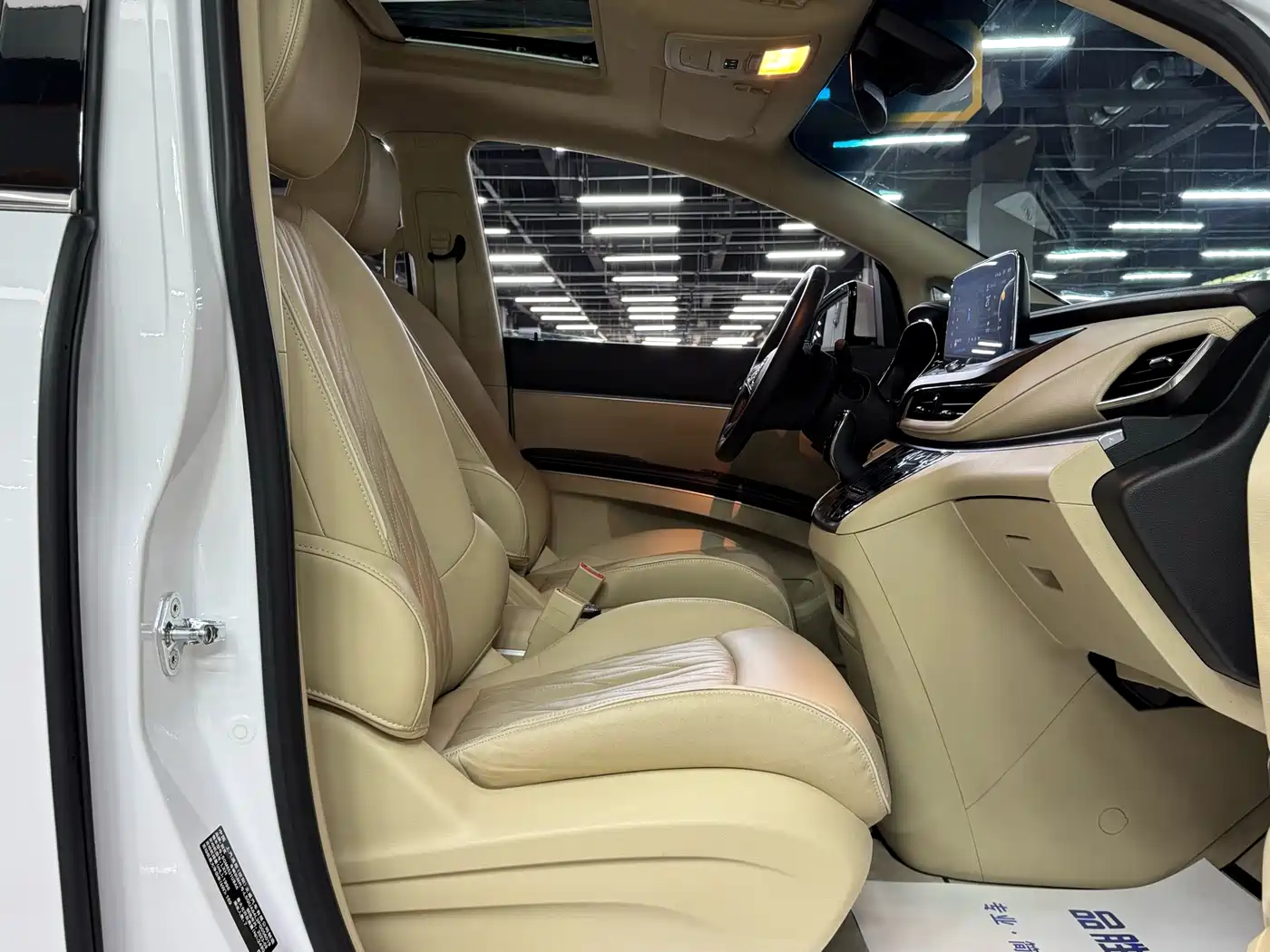 Buick GL8 2023 Facelift Land Business Class Luxury фото 16