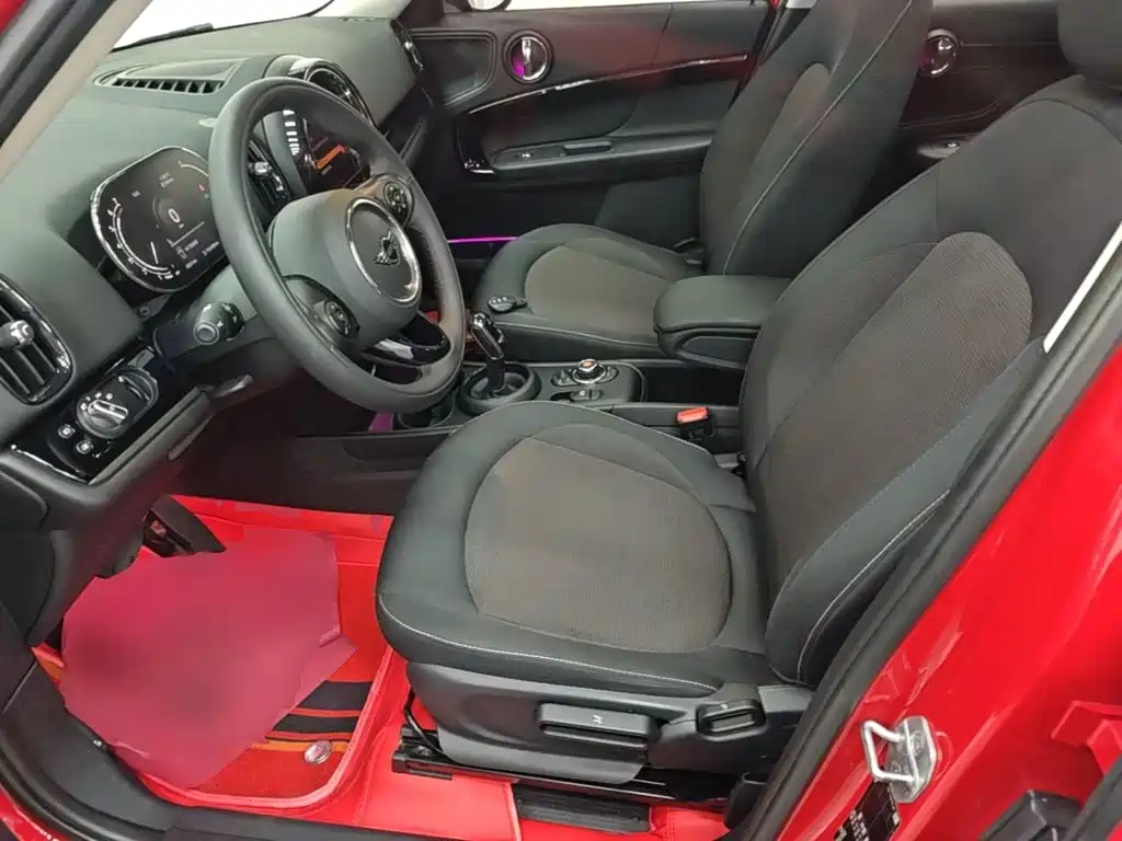 Photo 15 - MINI COUNTRYMAN