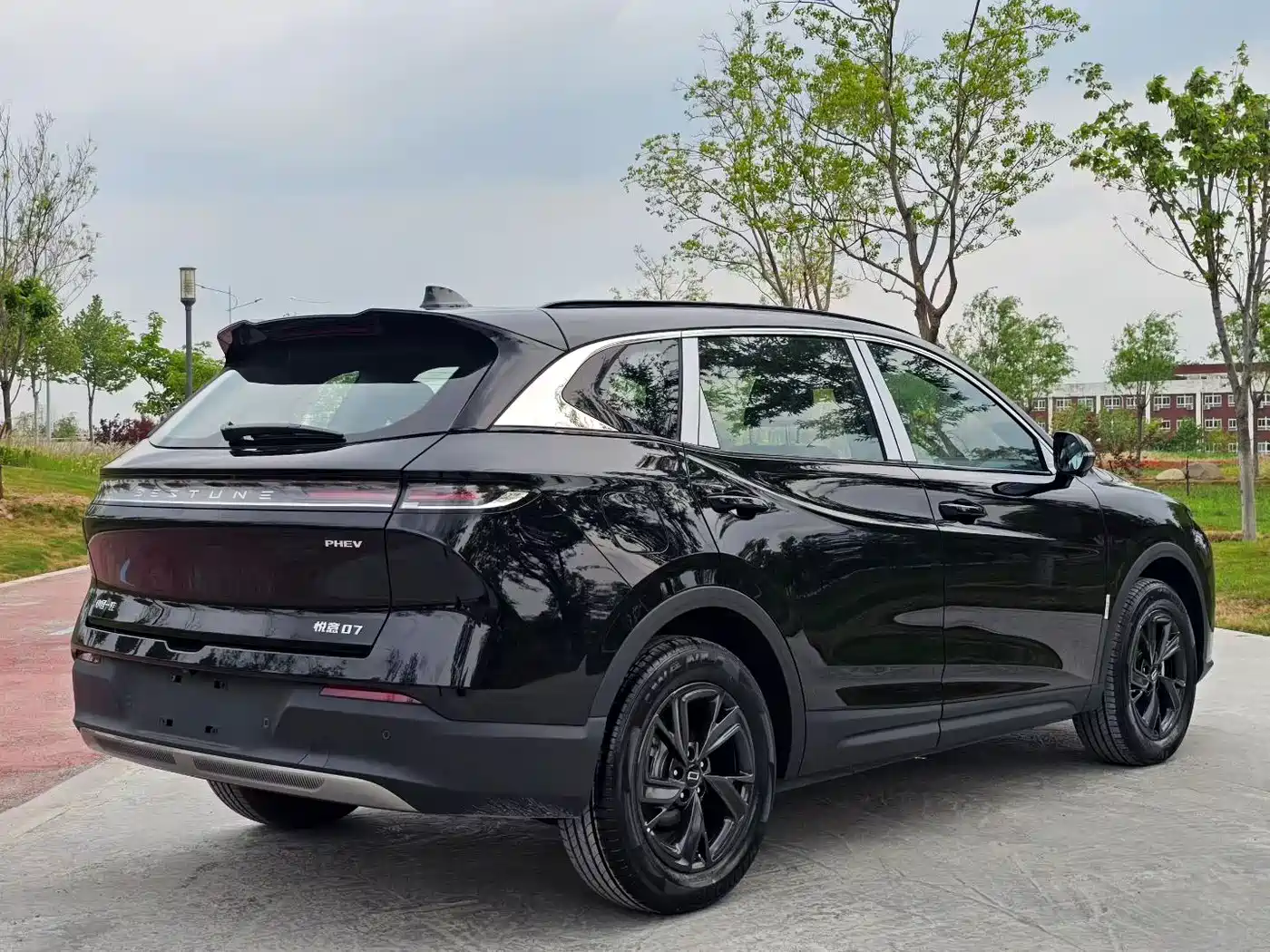 Besturn Yueyi 07 2025, 150km Premium Selection Edition — автомобиль под заказ из Японии, фото 6