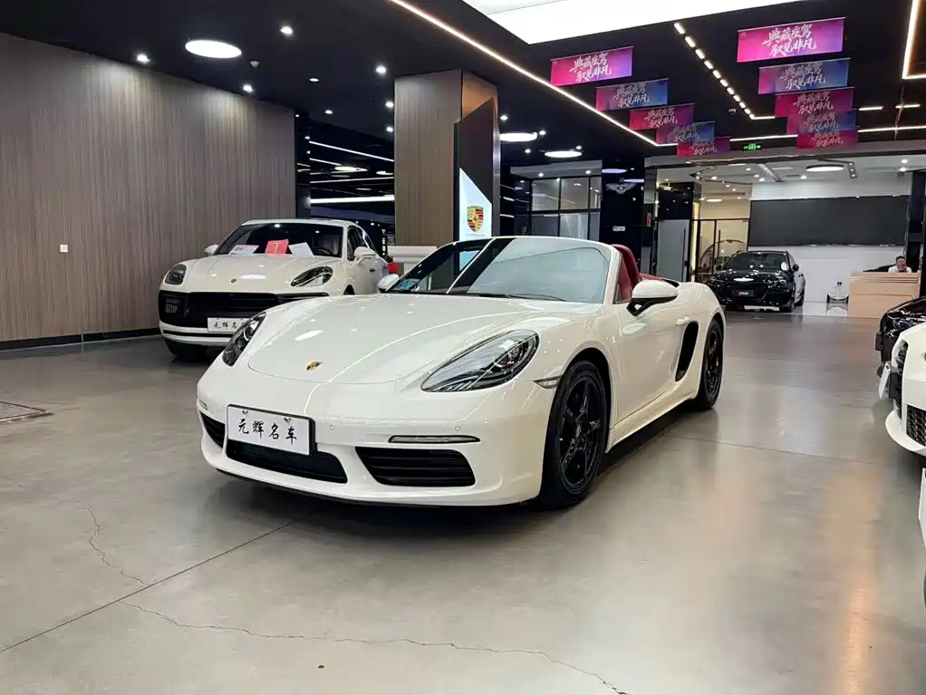 Photo 1 - Porsche 718