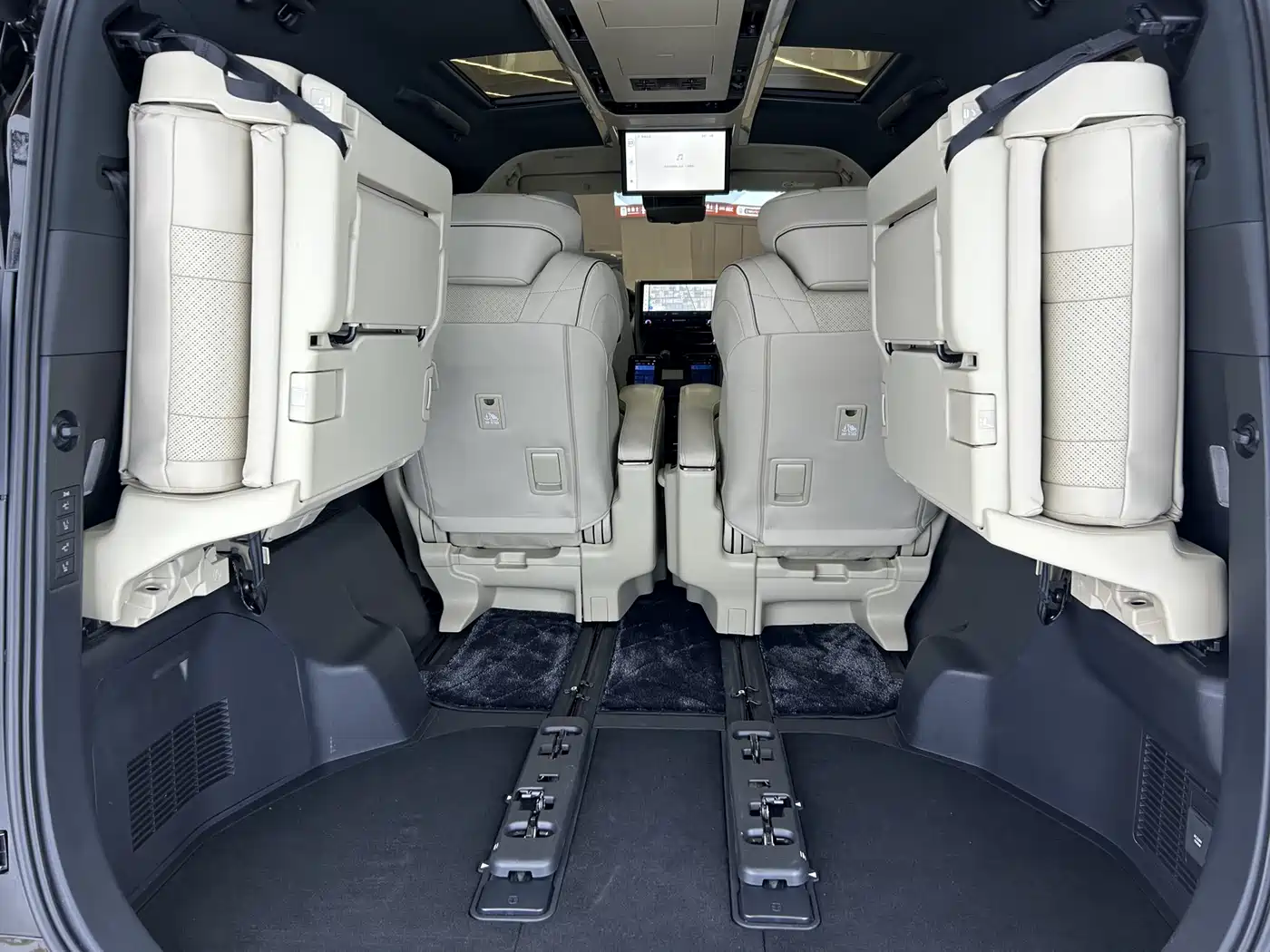 Toyota Vellfire 2023 Crown Hybrid 2.5L HV Premium фото 22