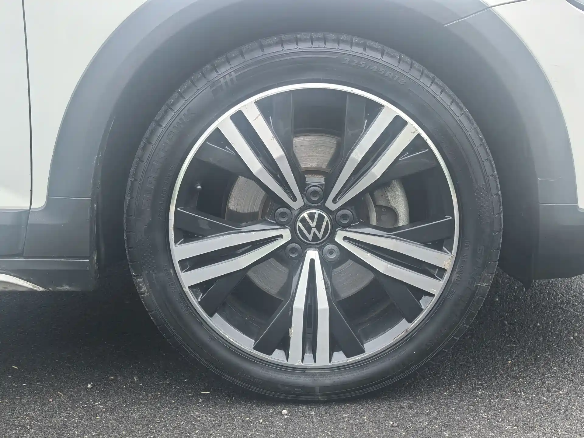 Фото 7 - Volkswagen Touran
