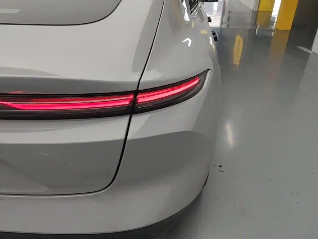 NIO ET5 2023 2022 75kWh
