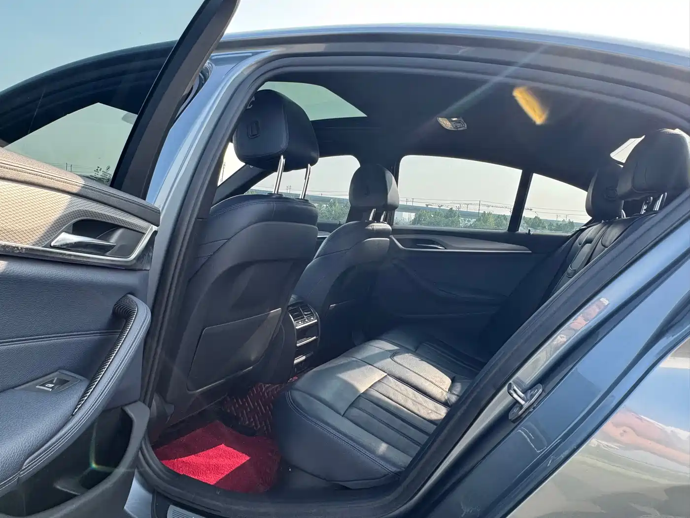 BMW 5 Series (Import) 2019 525i M Sport Package фото 11