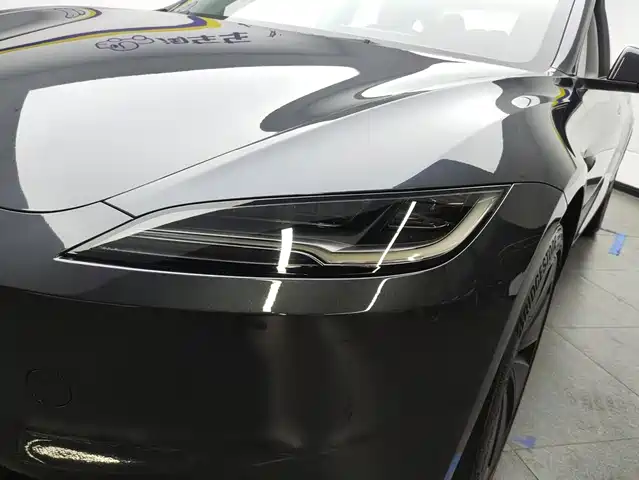 Tesla Model 3 2025 Model Rear-Wheel Drive Edition — фото 5