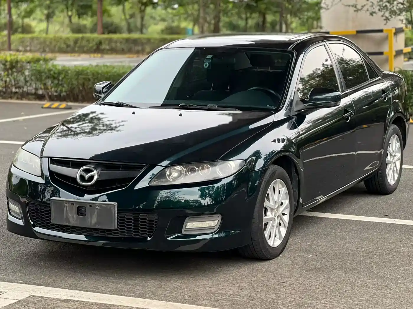 Фото 1 - Mazda 6