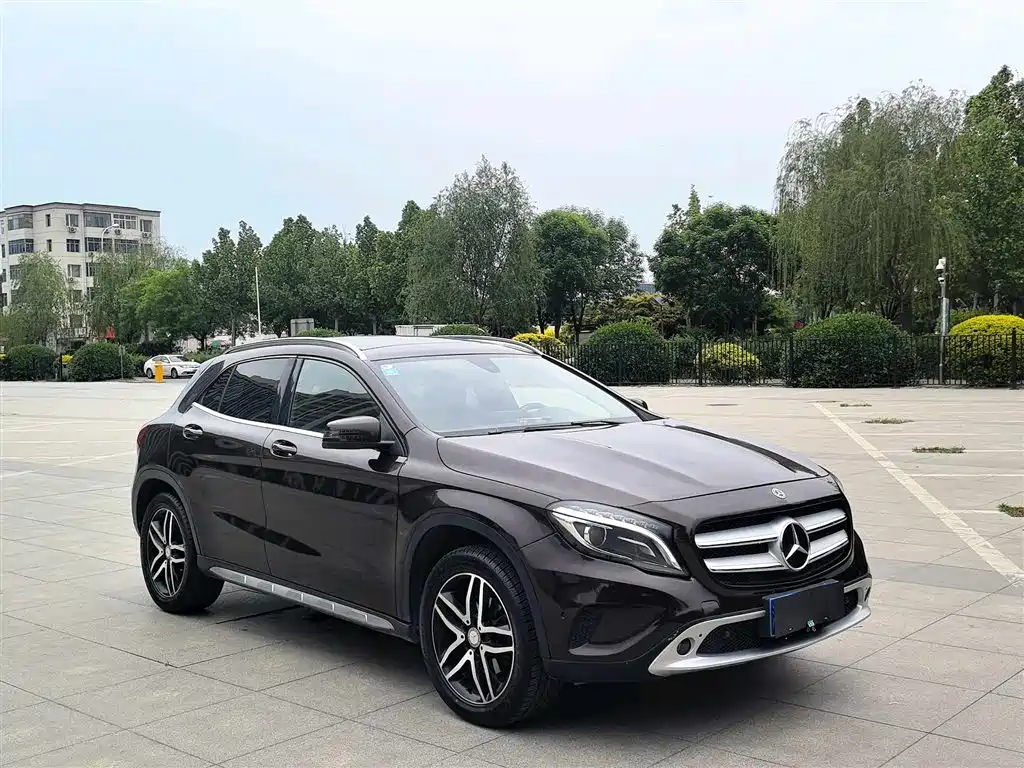 Mercedes-Benz GLA 2016 GLA 200 Fashion фото 3