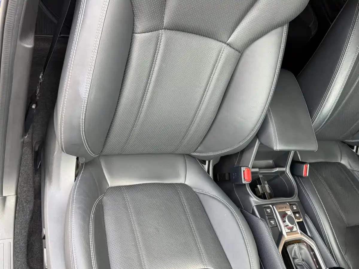 SUBARU FORESTER
