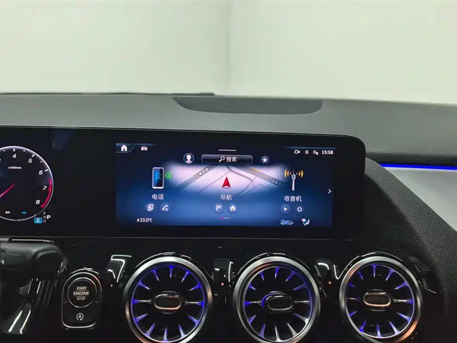 Mercedes-Benz GLA AMG 2024 AMG GLA 35 4MATIC фото 13