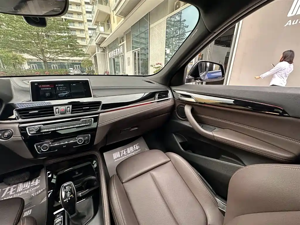 BMW X2 2020 sDrive25i Leading M Off-Road Package фото 17