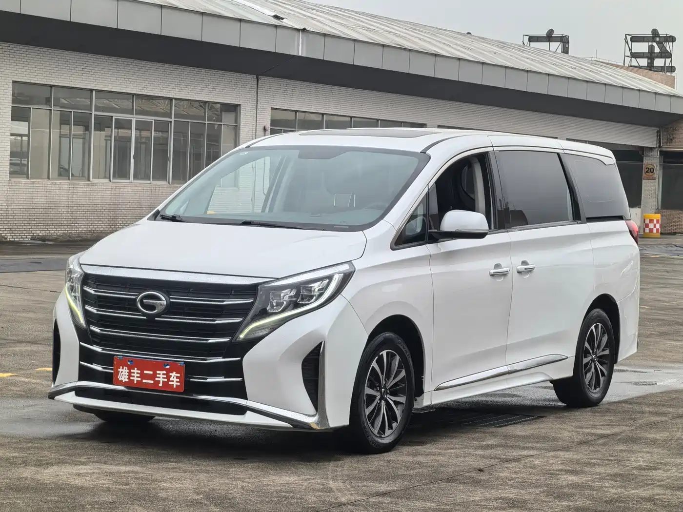 GAC Trumpchi Trumpchi M8 2023 Leading Series 390T Luxury Edition