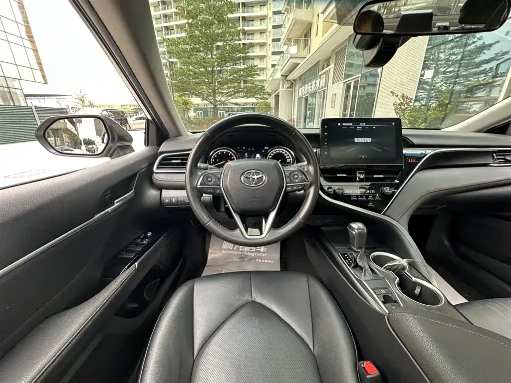 Toyota Camry 2021 2.0G Luxury Edition фото 16