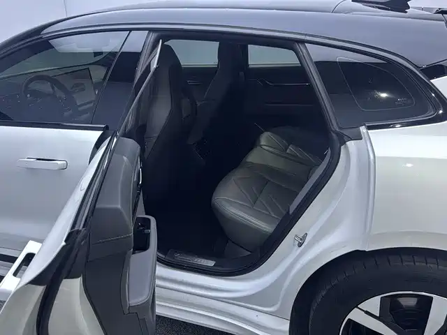 ZEEKR EXTREME KRYPTON 001