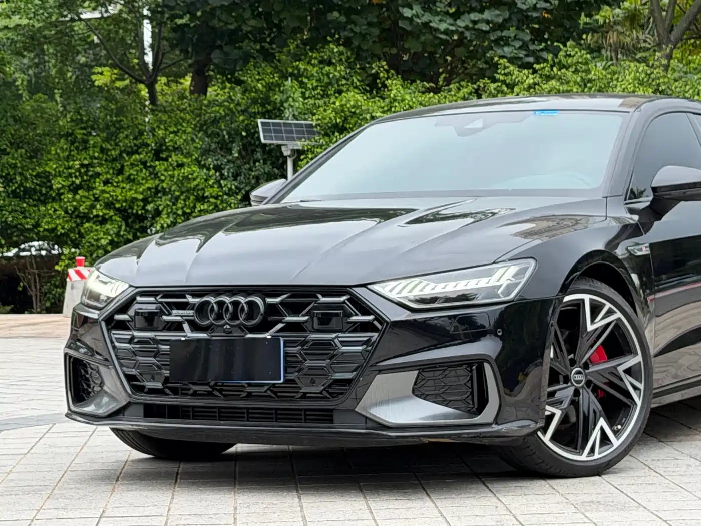 Audi A7L 2025 2025 Model Year 45 TFSI quattro Black Knight Edition