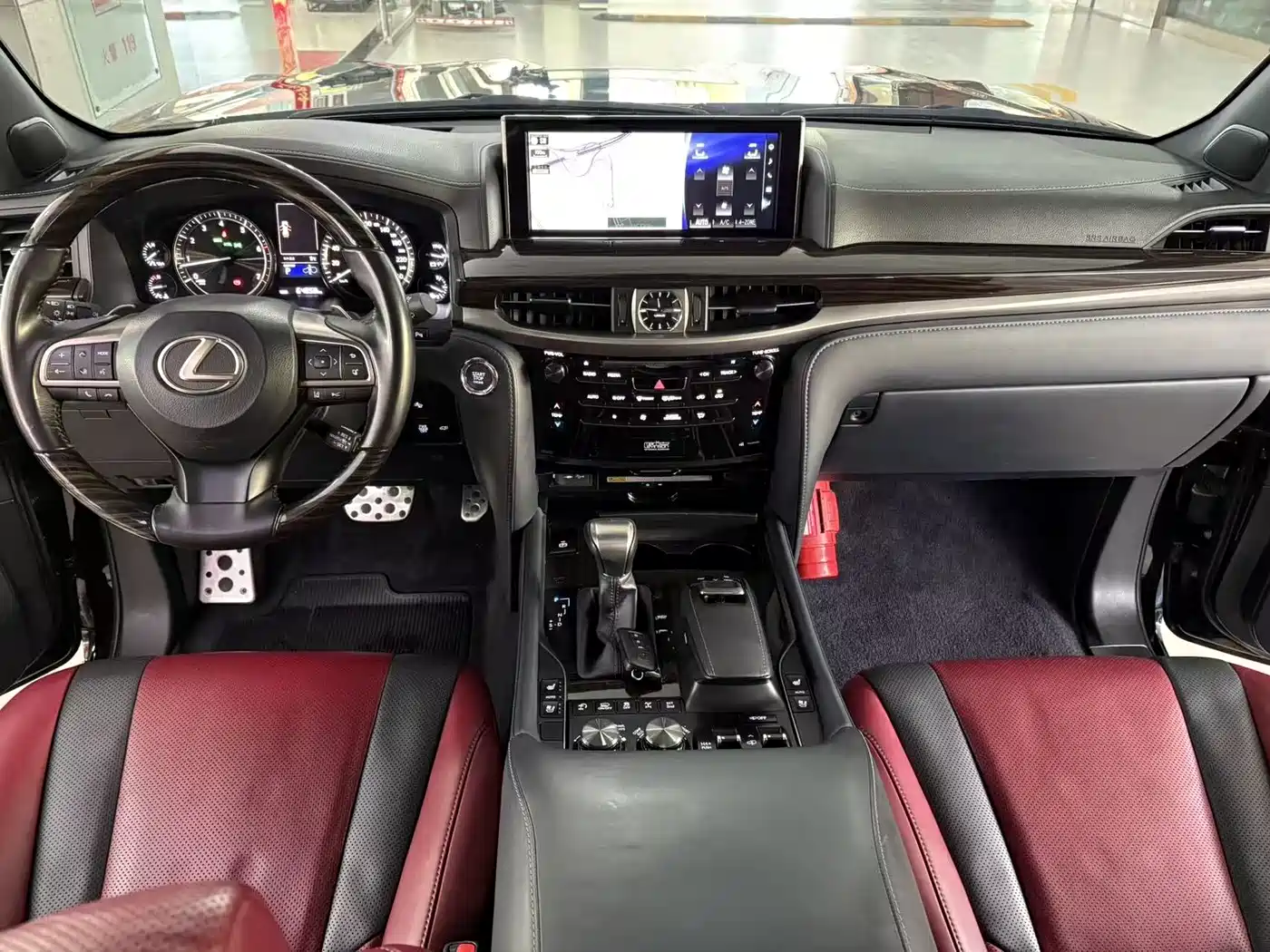 Lexus LX 2019 570 Peak Special Edition фото 5