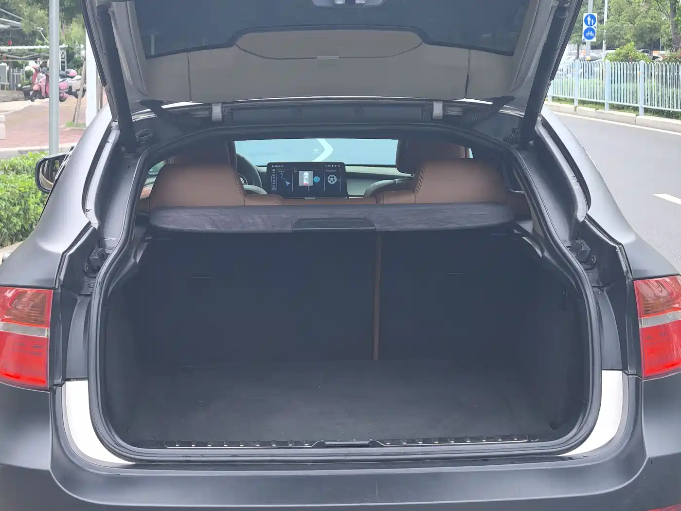 BMW X6 2011 xDrive35i фото 14