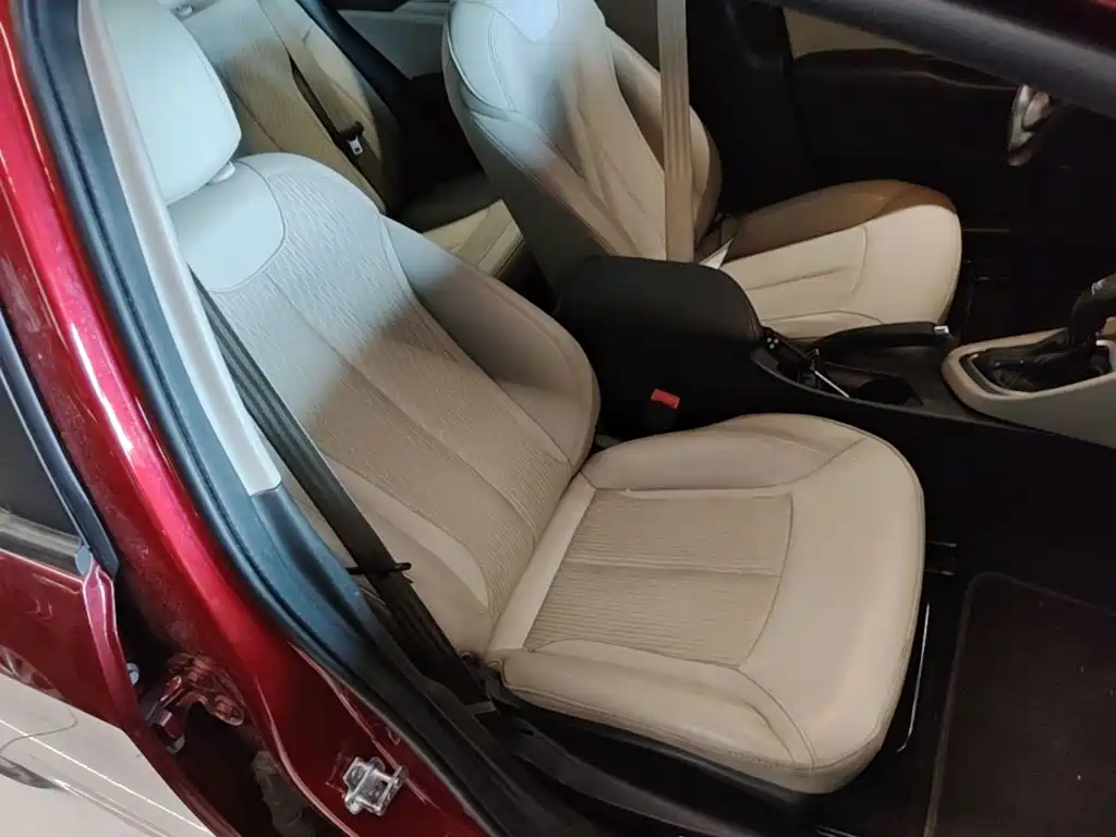 Фото 25 - Buick Excelle