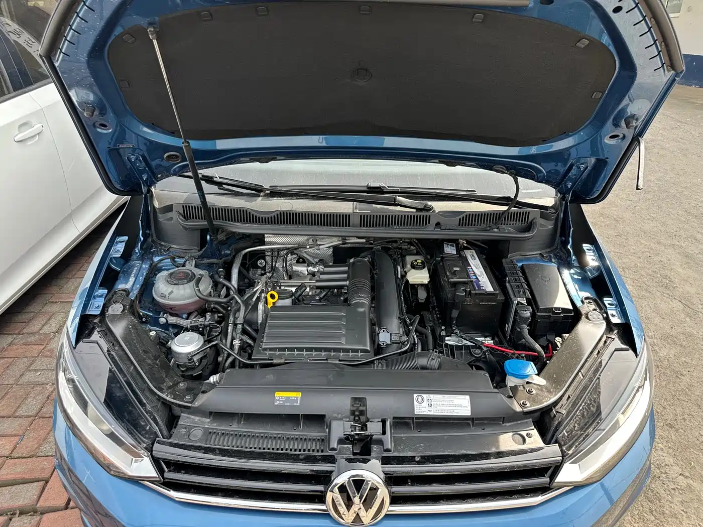 Volkswagen Touran 2021 Touran L 280TSI DSG Trend Edition 7-seater фото 10