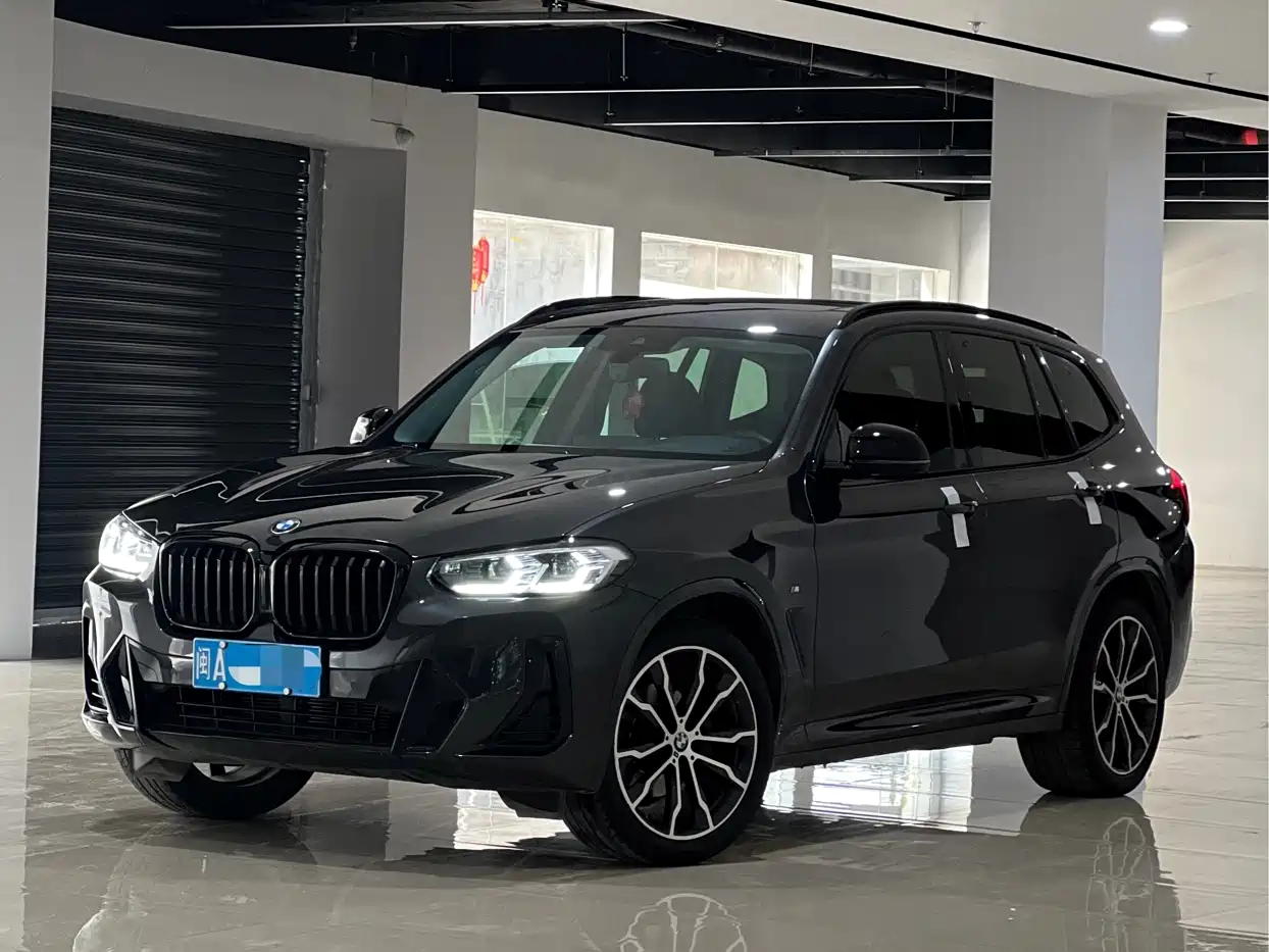 BMW X3 2022 xDrive30i Leading M Night Package
