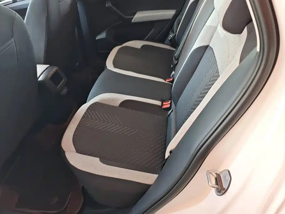 Volkswagen Tharu 2026 2026 New Sharp 1.5L Advance Edition