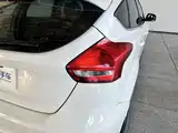 Фото 12 - Ford Focus
