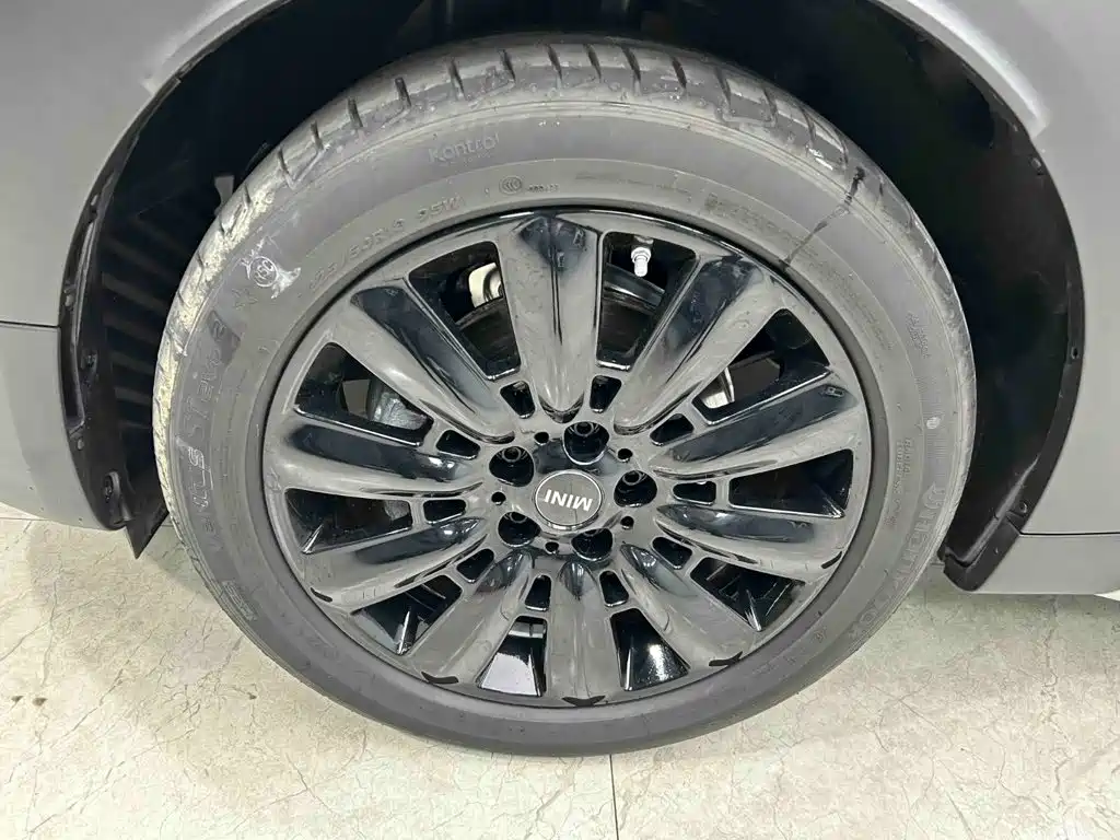MINI COUNTRYMAN 2024 2023 1.5T COOPER ALL4 Connoisseur