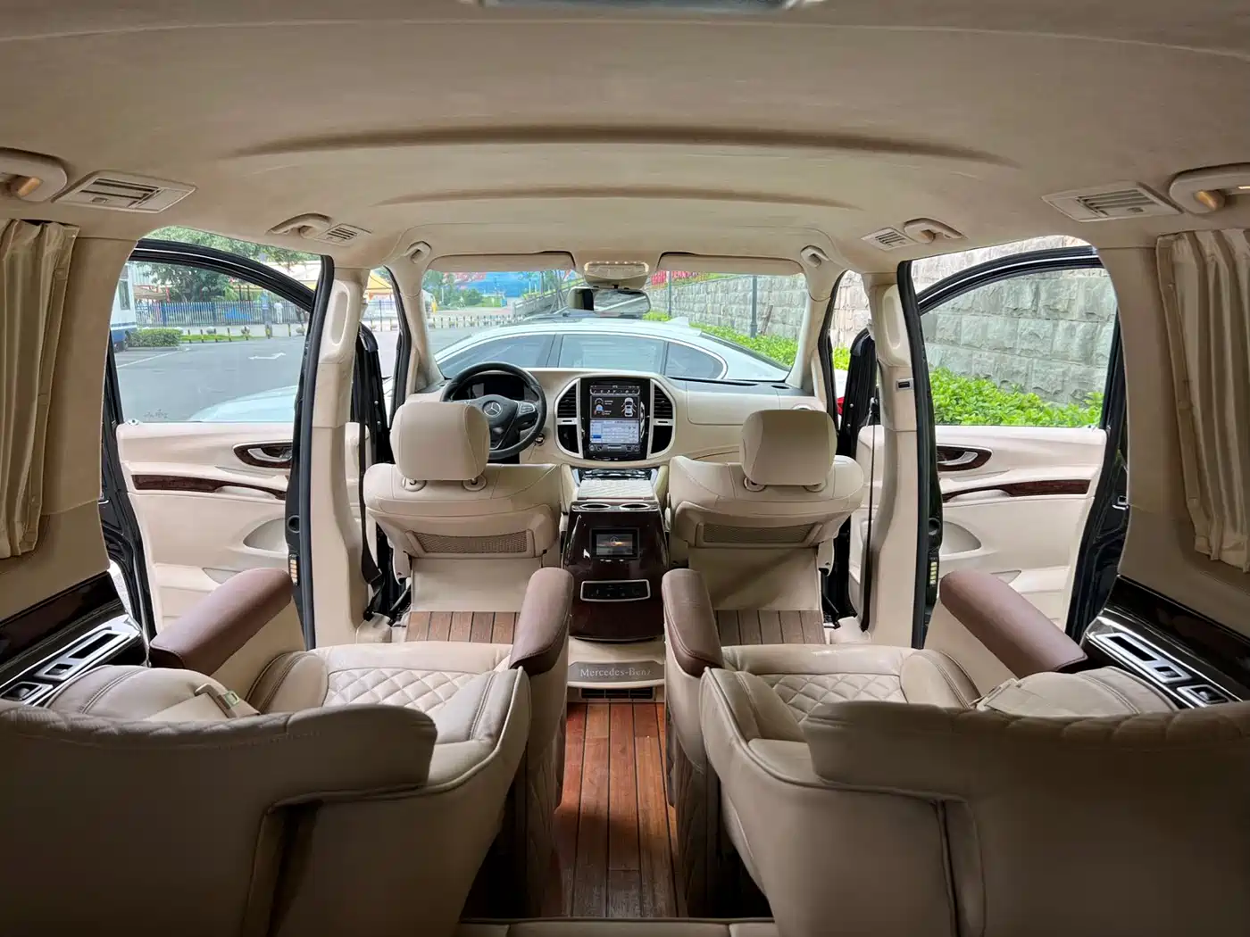 Mercedes-Benz Vito 2018 2.0T Business Edition China VI фото 22