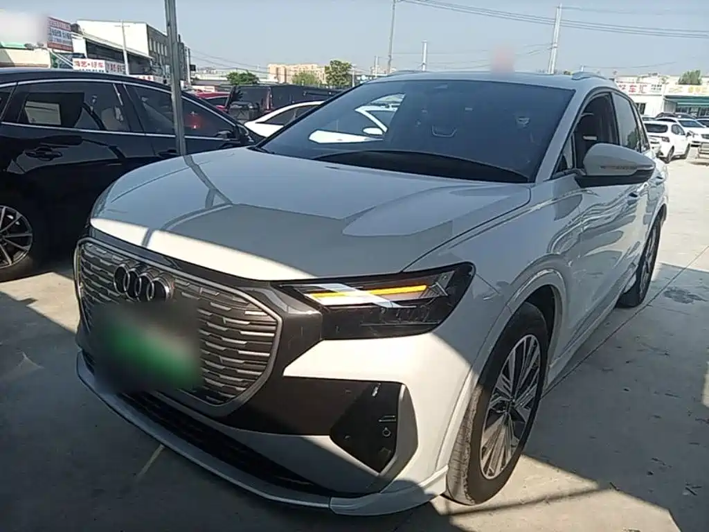 Audi Q4 e-tron 2024 2023 40 e-tron Pioneer Edition