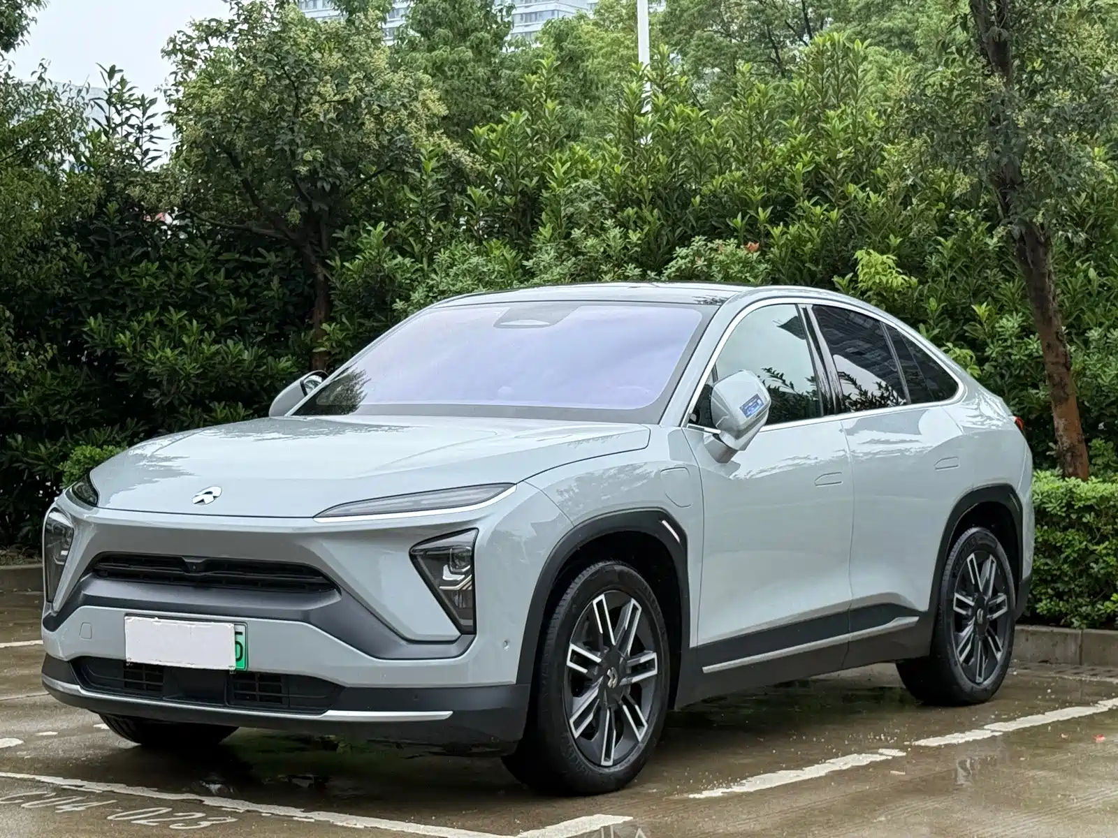 Фото 1 - NIO EC6