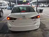 Фото 4 - Mazda Mazda 3