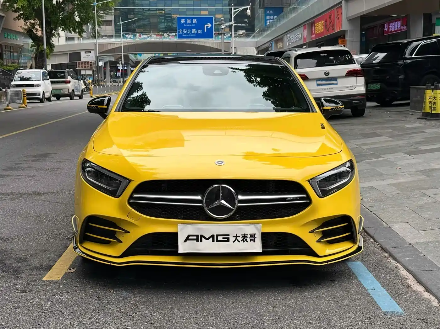 Mercedes-Benz A-Class AMG (Import) 2023 AMG A 35 4MATIC Sun Edition фото 2
