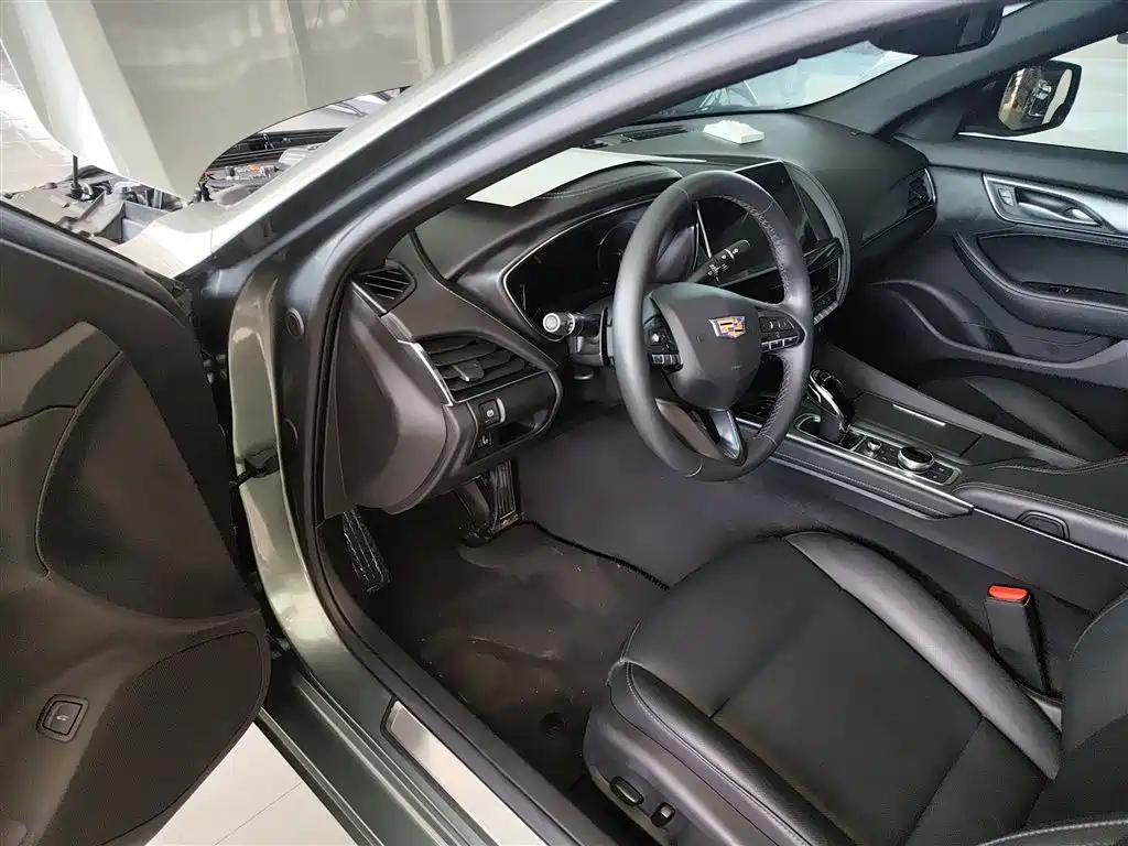 Cadillac CT5 2022 28T Luxury (Standard) фото 16