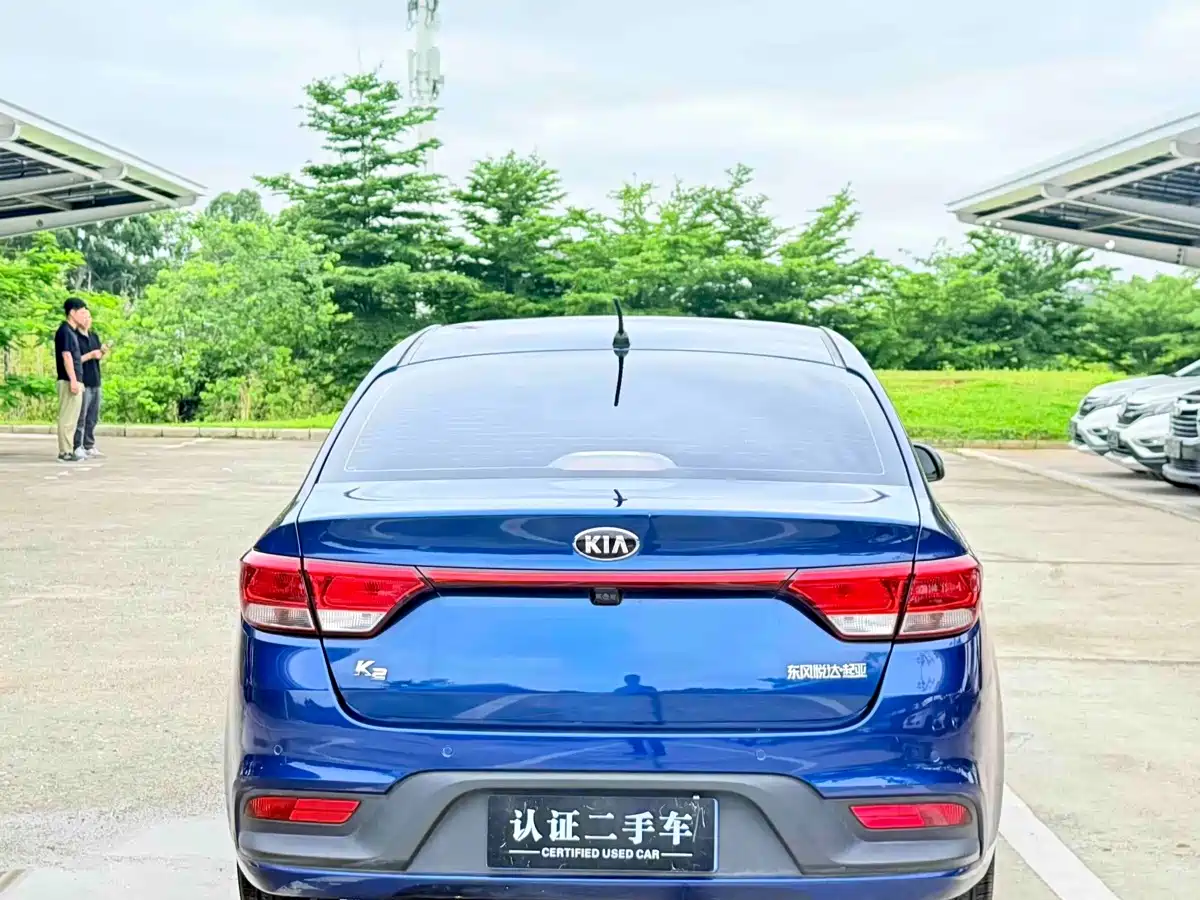 Kia K2 2017 2017 Sedan 1.4L AT GLS