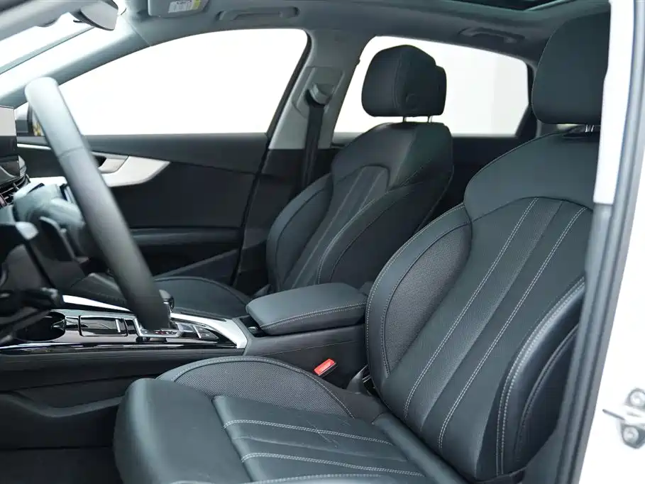Audi A4L 2020 40 TFSI Fashion Dynamic Edition фото 7