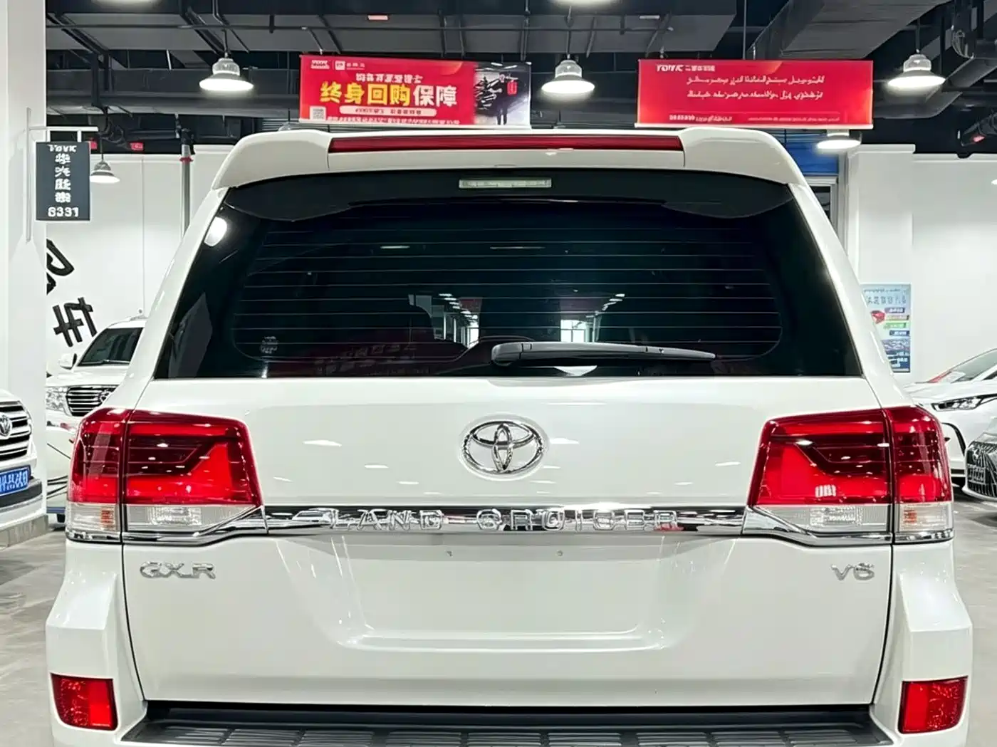 Toyota Land Cruiser (Import) фото 5