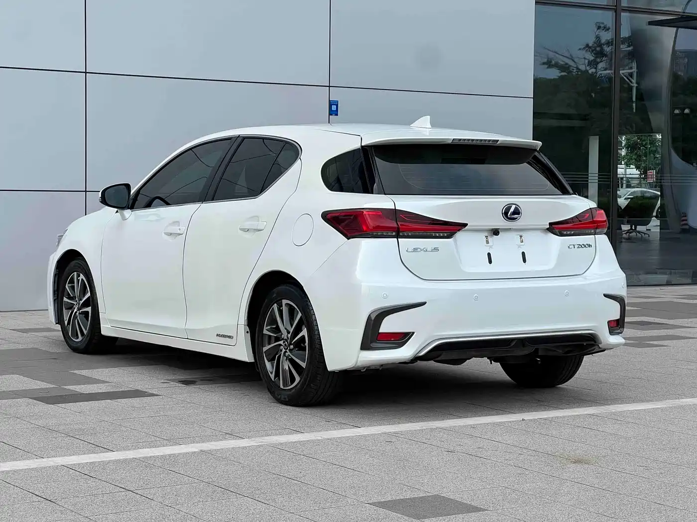 Lexus CT 2020 2017 CT200h Elite Edition Monochrome China V