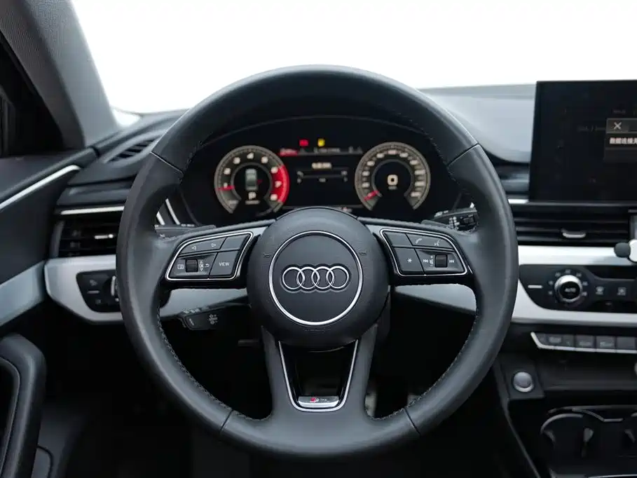Audi A4L 2020 40 TFSI Fashion Dynamic Edition фото 10