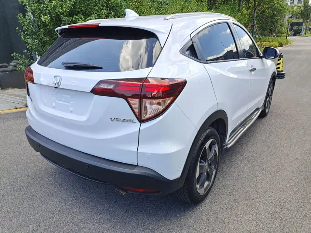 Photo 7 - Honda Vezel