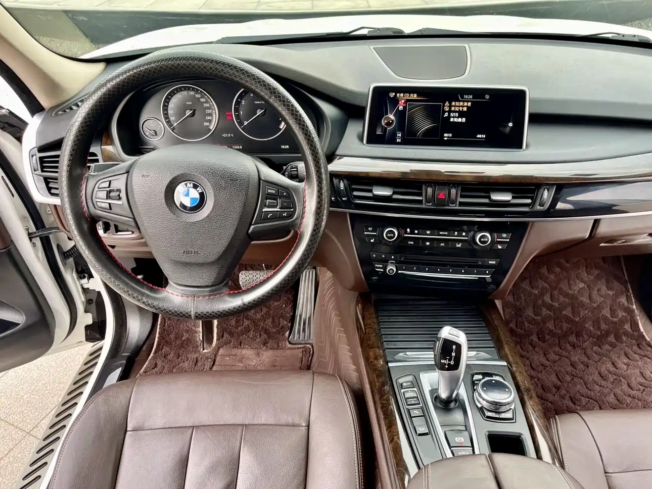BMW X5 (Import) 2014 xDrive35i Leading фото 11