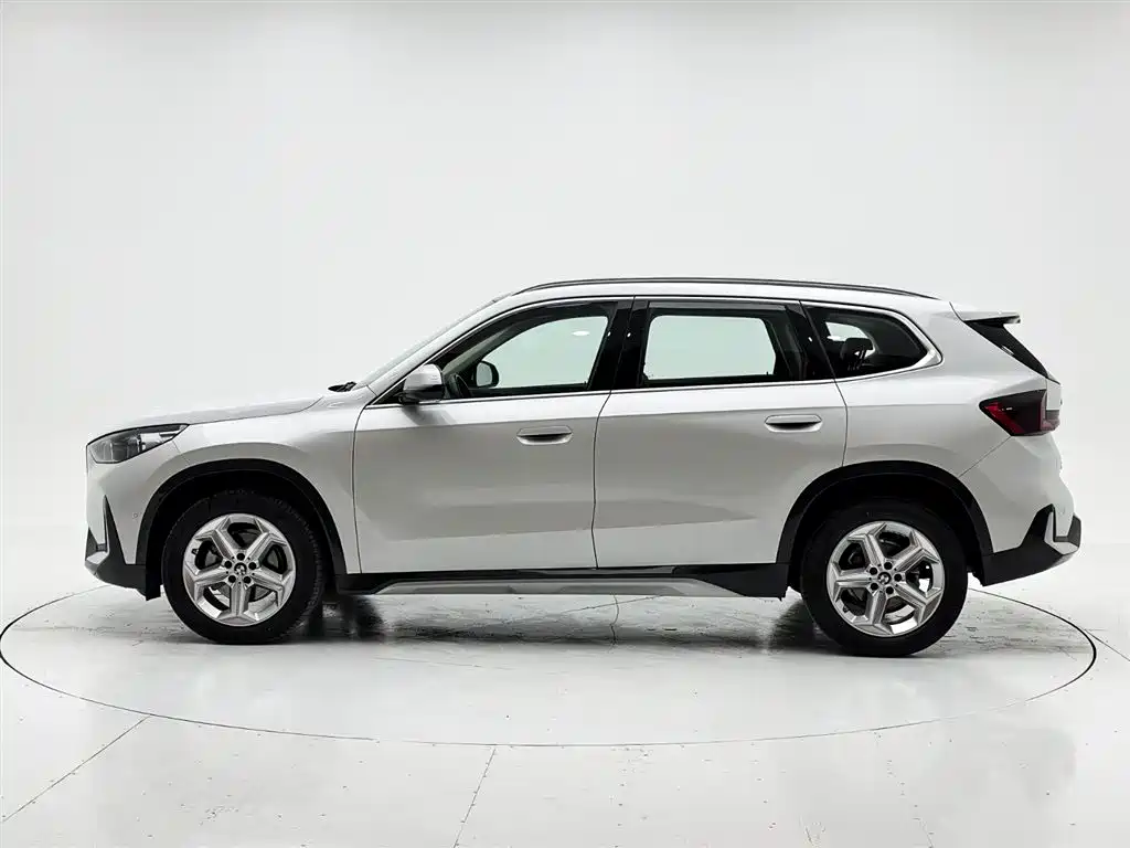 BMW X1 2023 sDrive20Li X Design Package фото 7