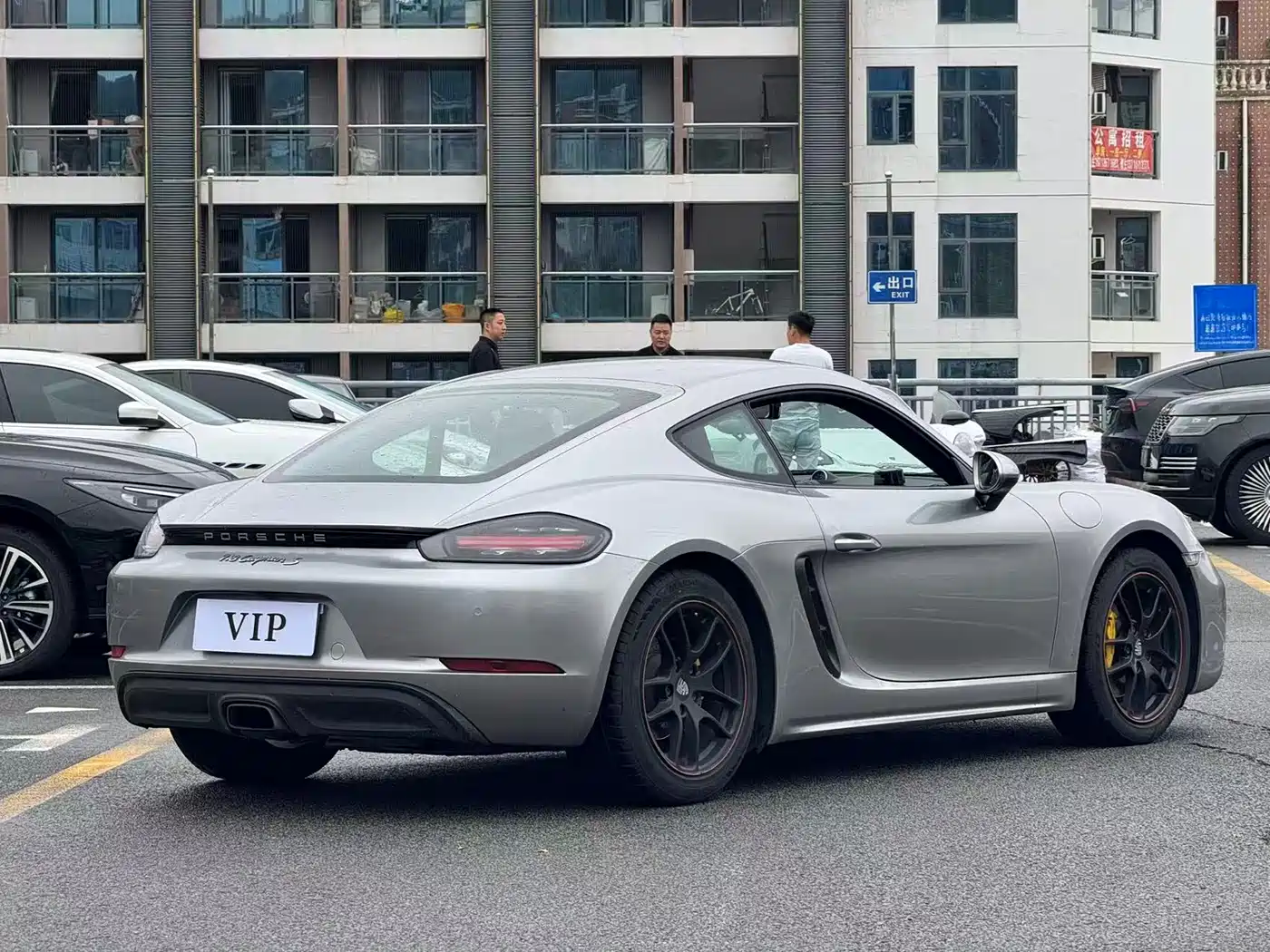 Porsche 718 2018 Cayman 2.0T фото 9