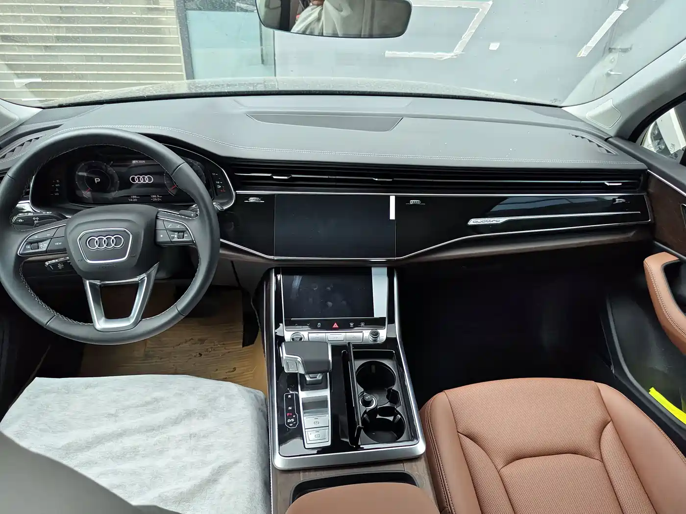 AUDI Q7