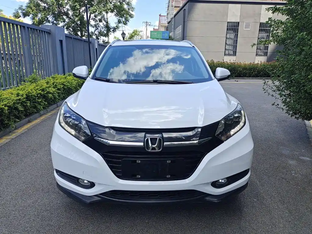 Photo 3 - Honda Vezel