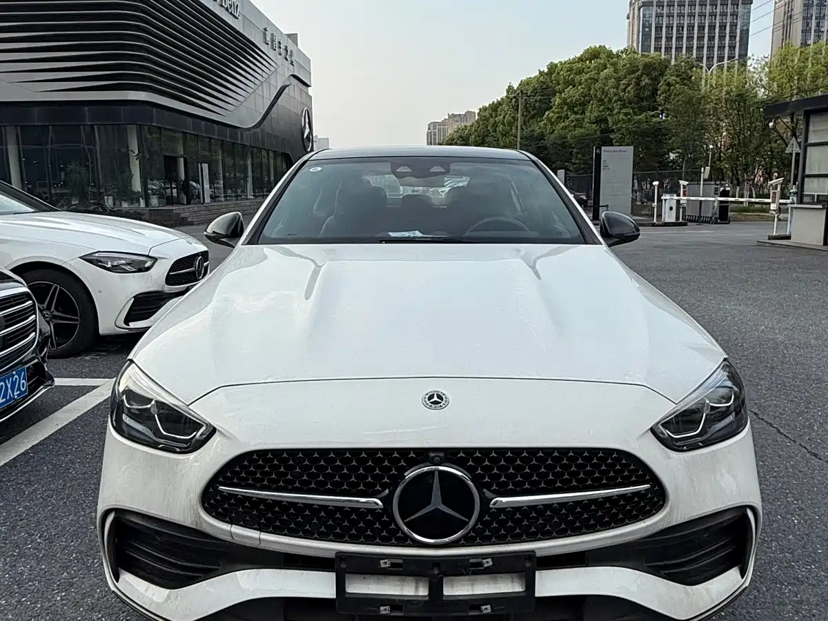 Mercedes-Benz C-Class 2024 C 260 L Night Edition Sport фото 2