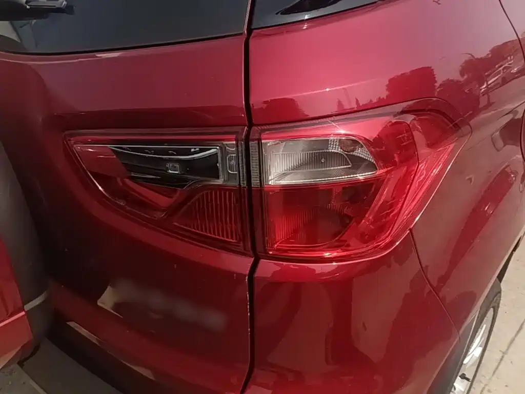 Ford EcoSport 2019 2018 1.5L Automatic Premium Wing