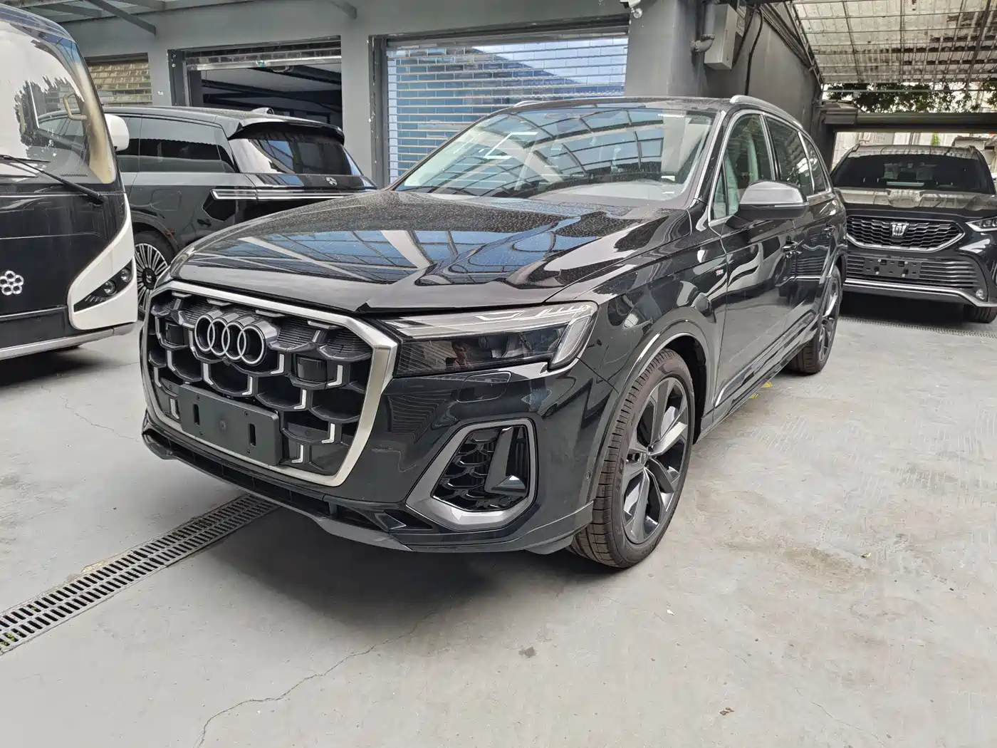 AUDI Q7