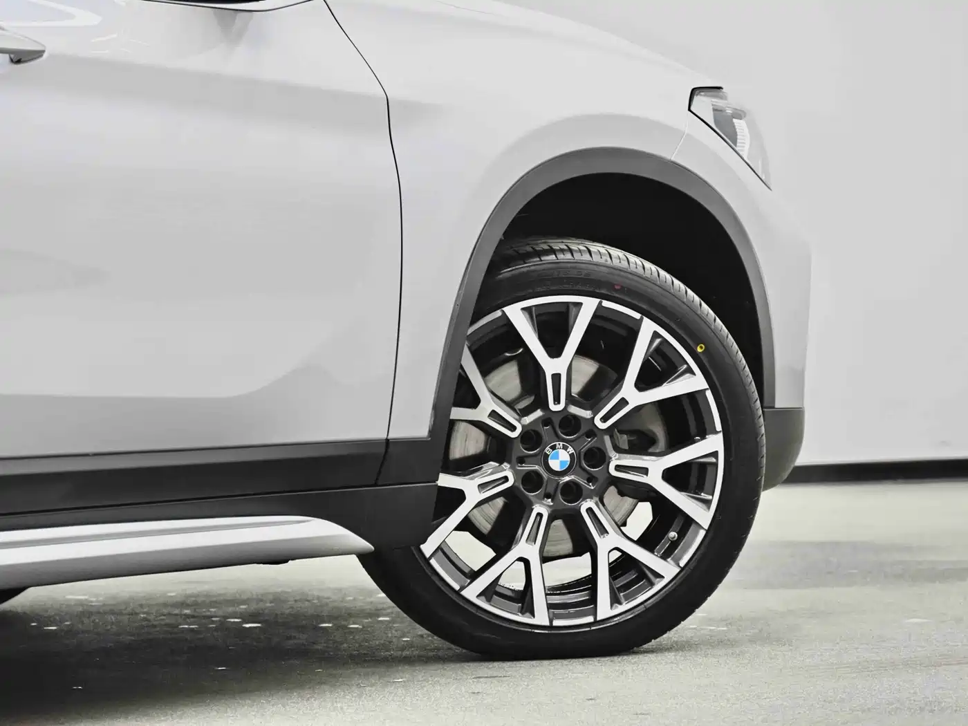 BMW X1 2022 xDrive25Li Premium фото 9